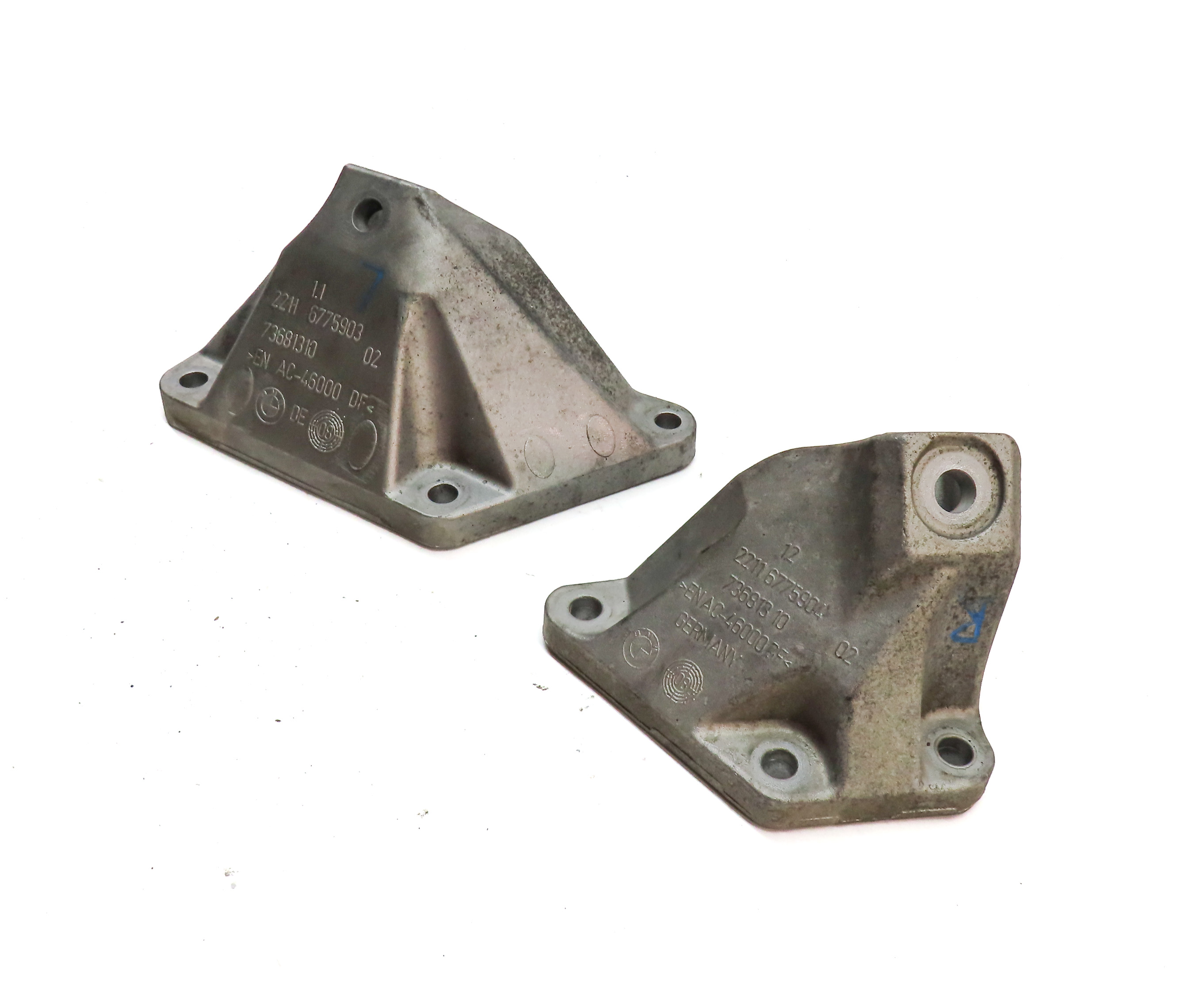 2011 BMW 750I 750LI F01 F02 4.4L N63 ENGINE LEFT RIGHT MOTOR MOUNT BRACKET SET — exact item pictured